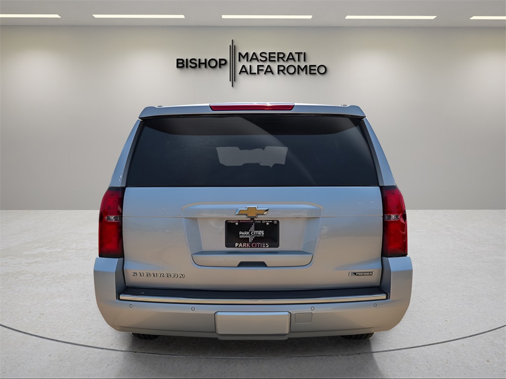 2017 Chevrolet Suburban Premier photo 4