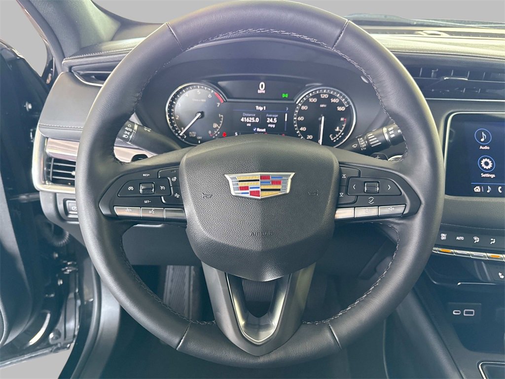 2022 Cadillac XT4 Luxury photo 24