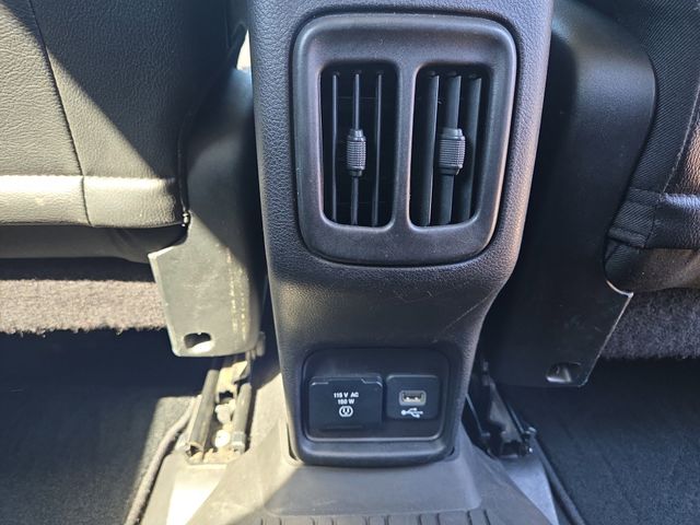 2019 Jeep Compass Limited photo 2
