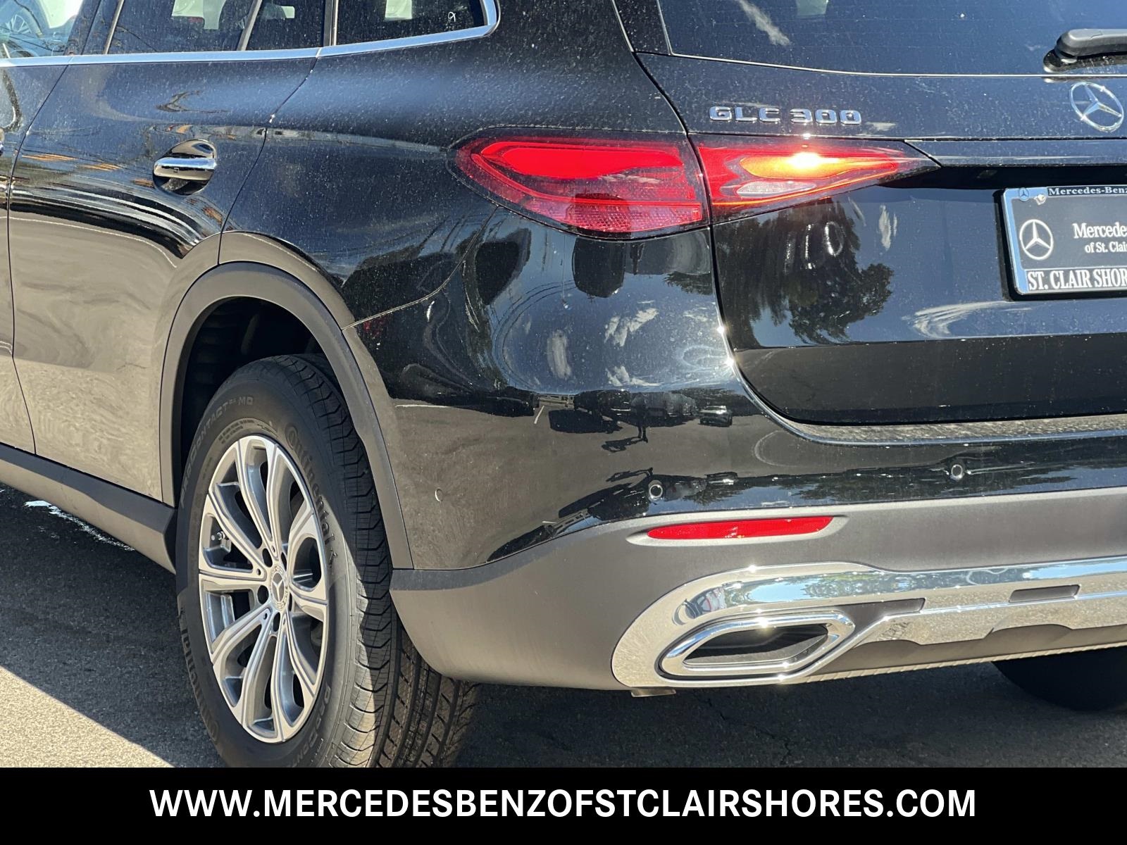 2026 Mercedes Benz GLC 300 4MATIC photo 4