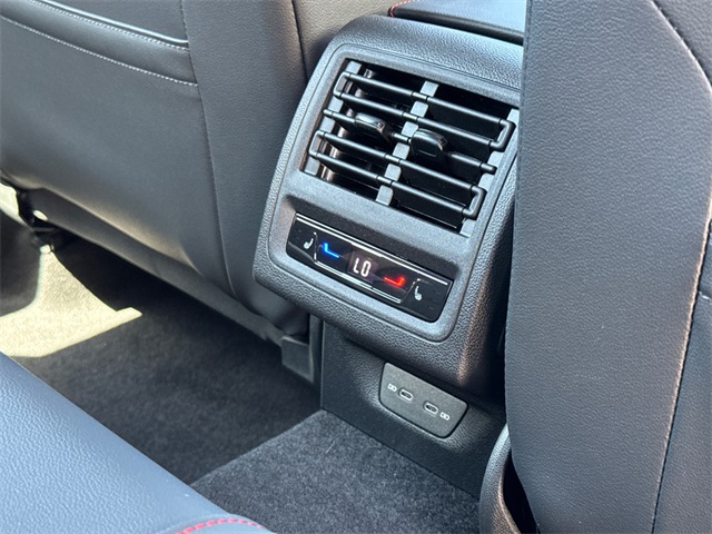 2025 Volkswagen Golf GTI Autobahn photo 18
