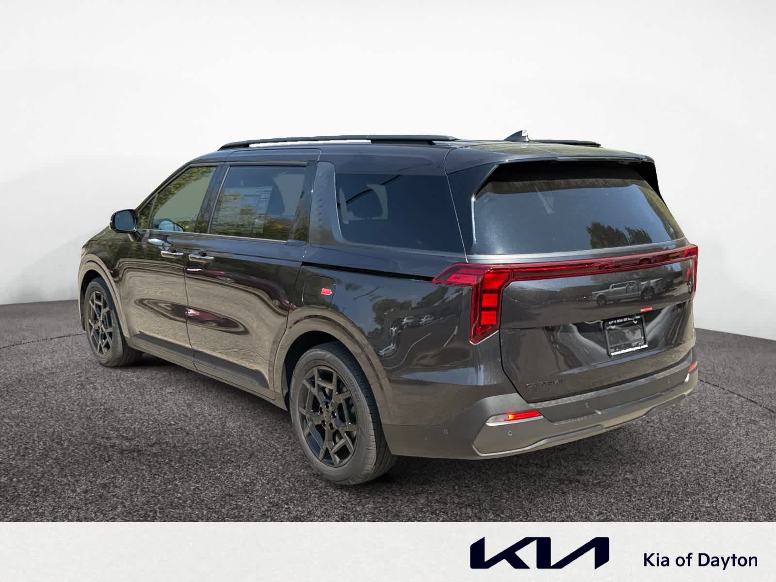 2026 Kia Carnival SX photo 3
