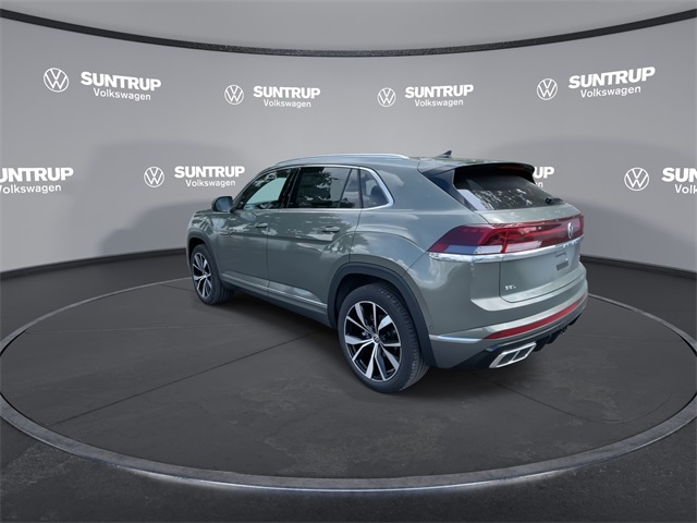 2026 Volkswagen Atlas Cross Sport SEL Premium R-Line photo 13