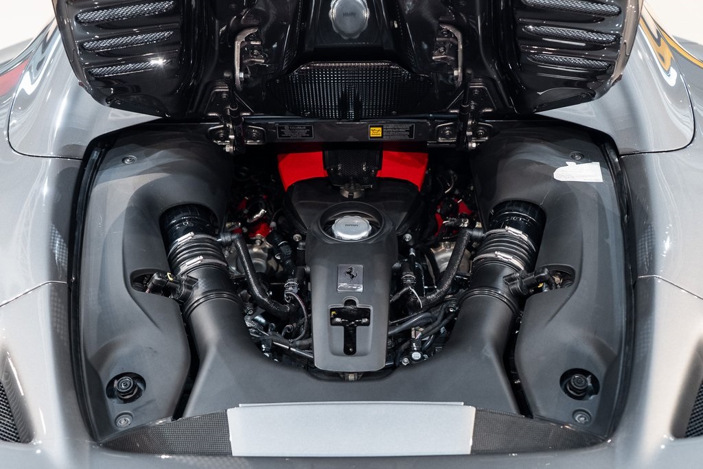 2022 Ferrari F8 Spider Base photo 18