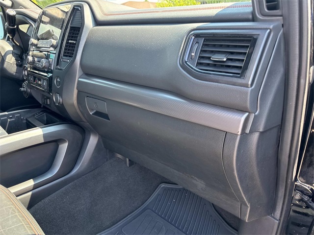 2021 Nissan Titan PRO-4X photo 23