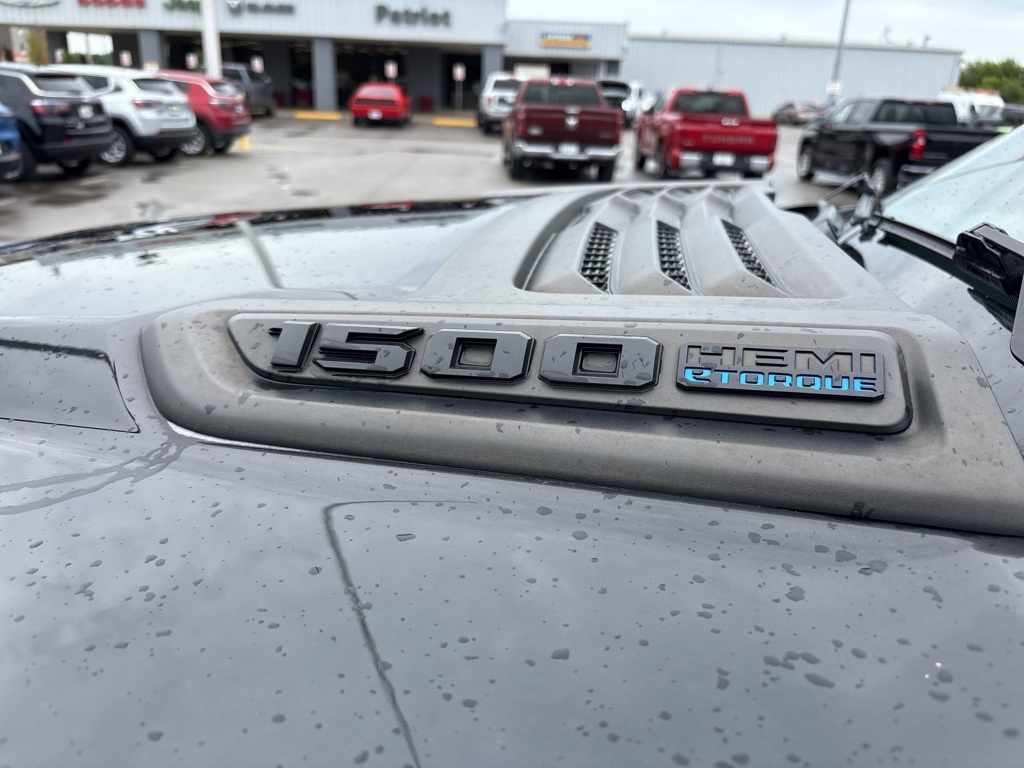 2024 Ram 1500 Rebel photo 8