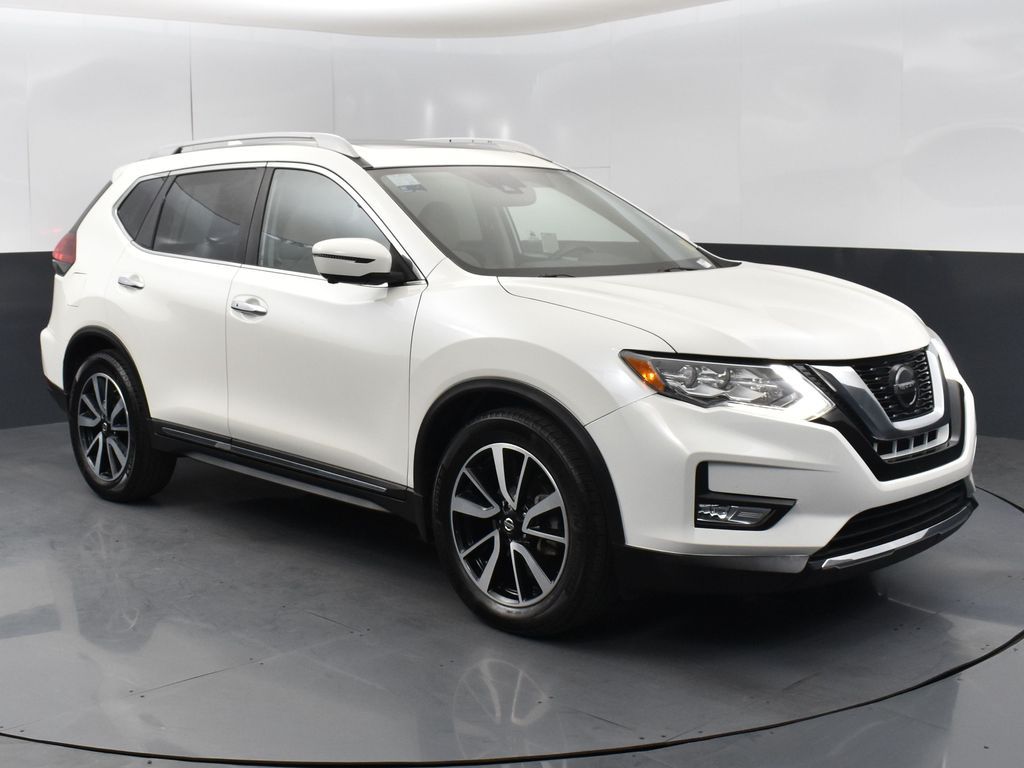 2020 Nissan Rogue SL's photo