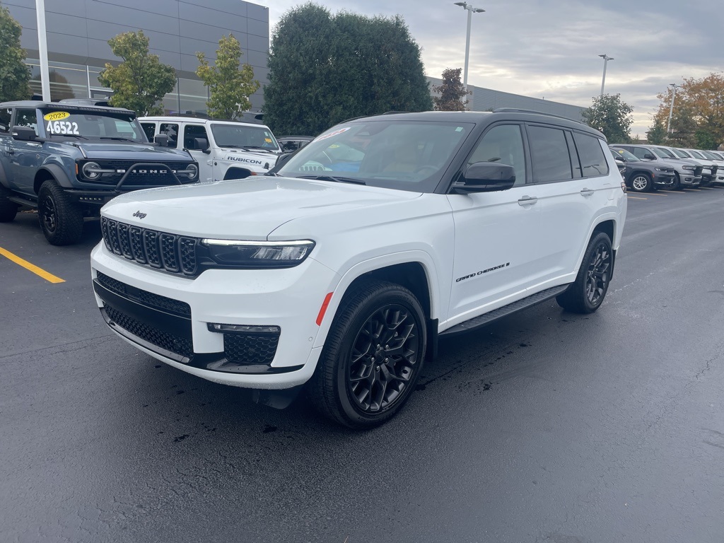 2024 Jeep Grand Cherokee L Summit Reserve's photo