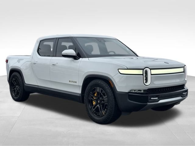2023 Rivian R1T Adventure's photo