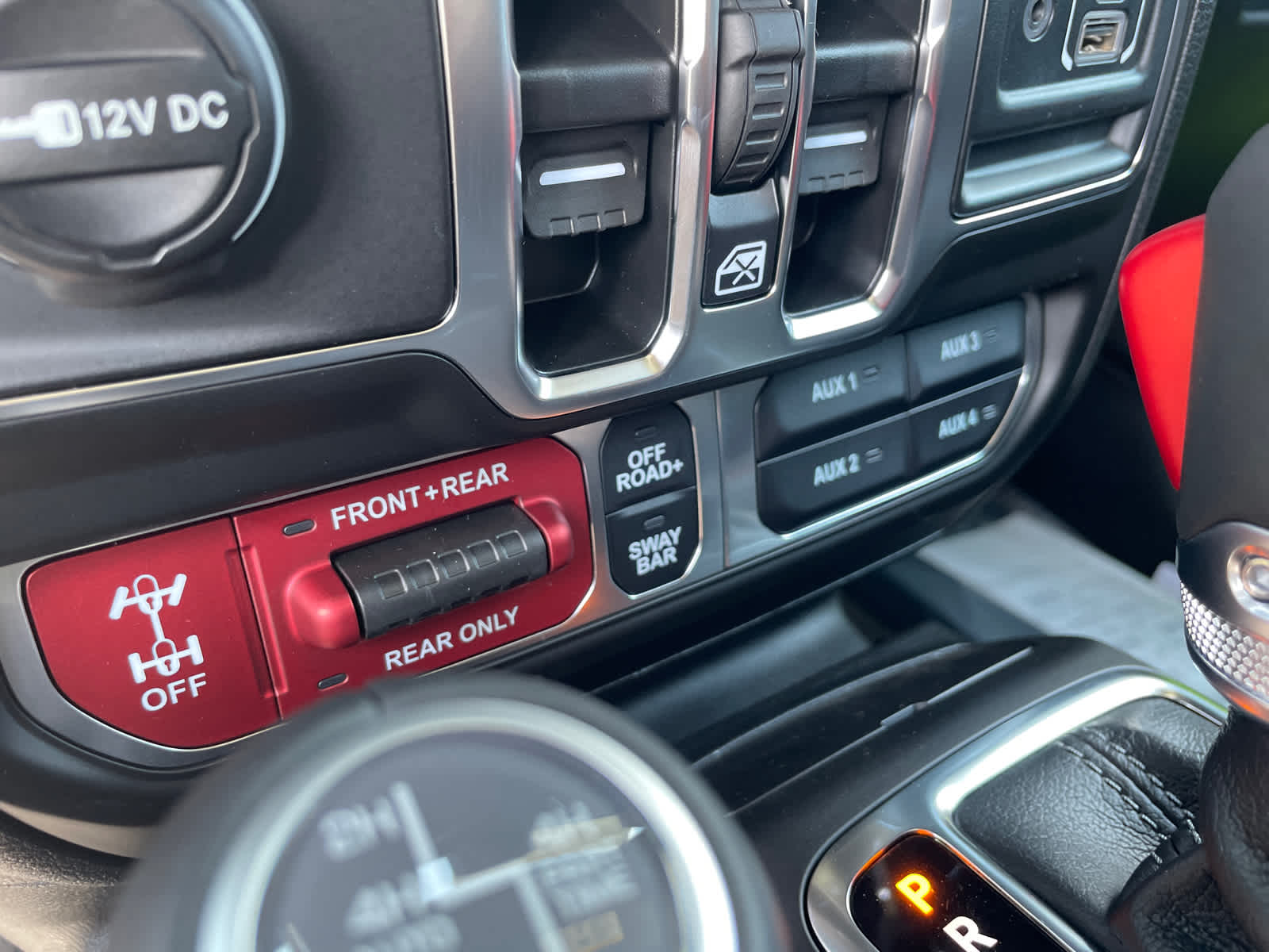 2025 Jeep Gladiator Rubicon photo 26