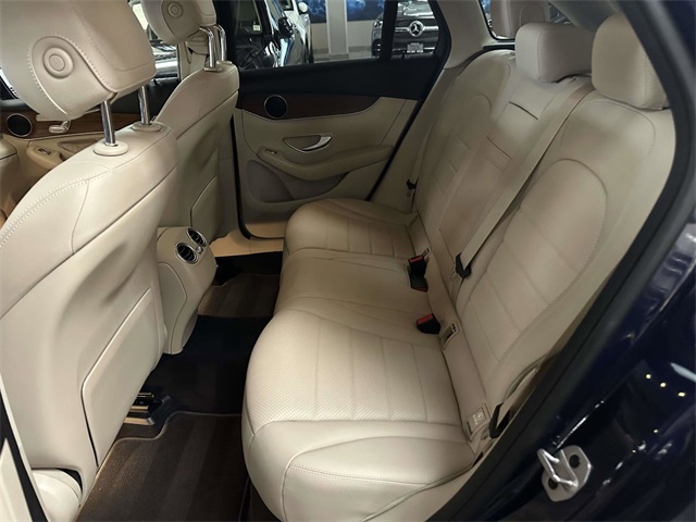 2022 Mercedes Benz GLC 300 4MATIC photo 12