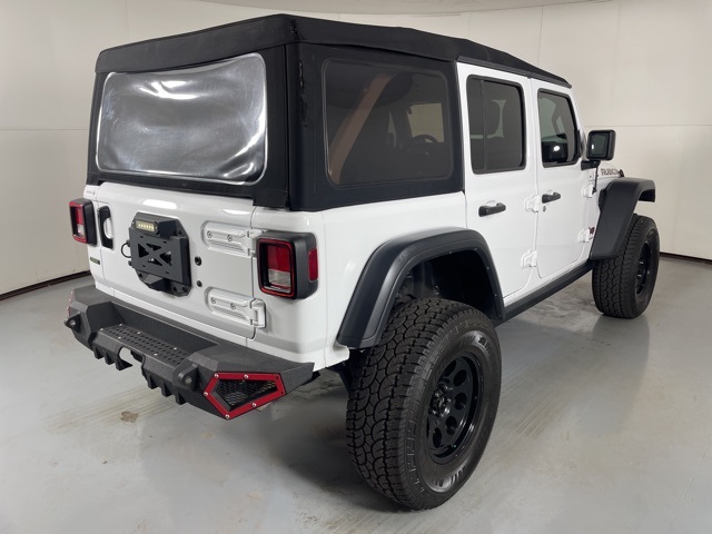 2023 Jeep Wrangler Rubicon photo 8