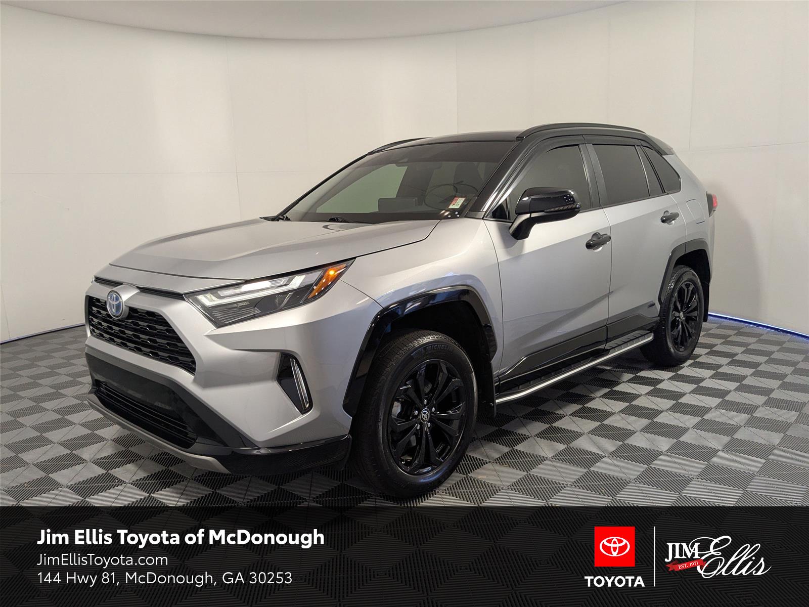 2024 Toyota RAV4 XSE