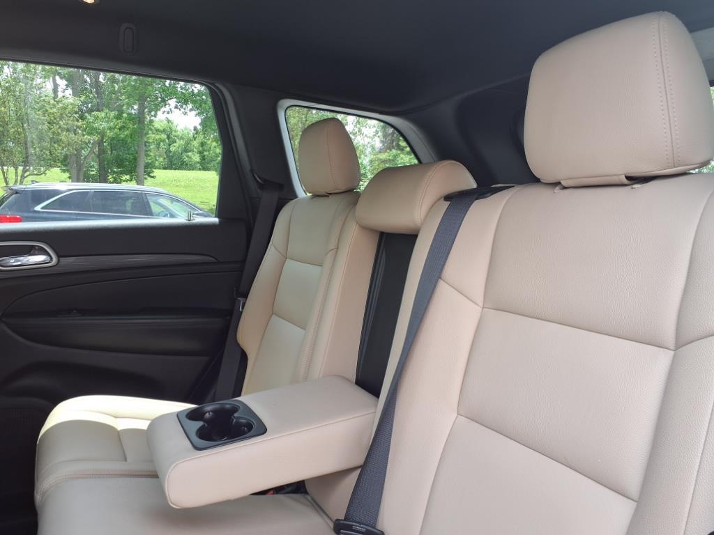 2020 Jeep Grand Cherokee Laredo E photo 19