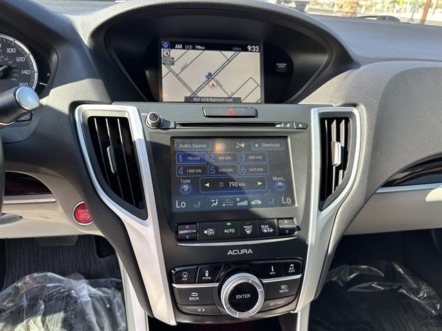 2016 Acura TLX Technology photo 16