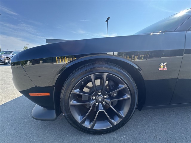 2023 Dodge Challenger R/T Scat Pack photo 10