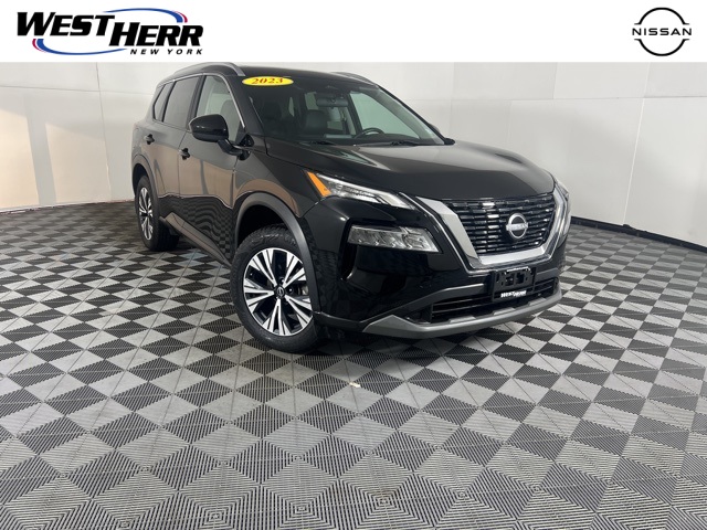 2023 Nissan Rogue SV's photo