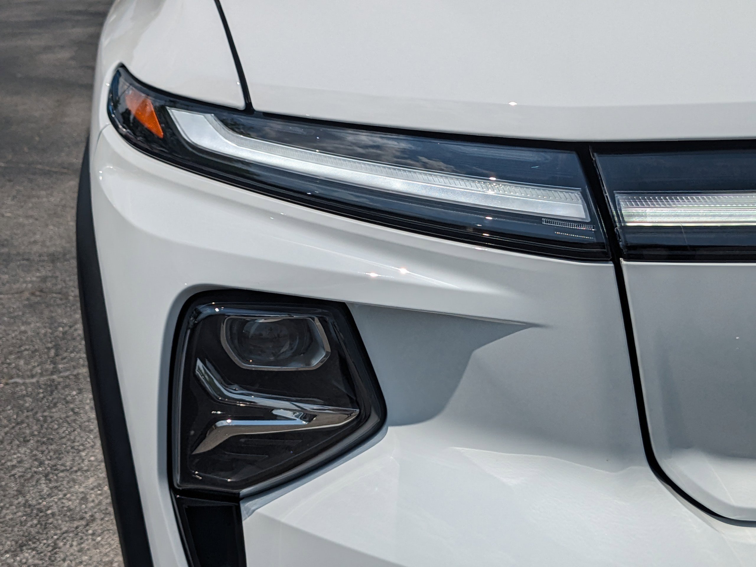 2025 Chevrolet Silverado EV LT photo 10