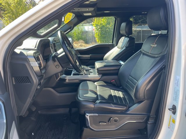 2023 Ford F-150 Platinum photo 2