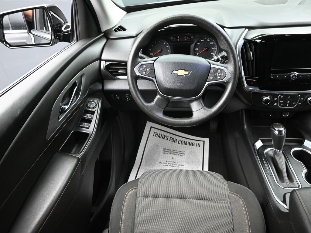 2020 Chevrolet Traverse LS photo 10