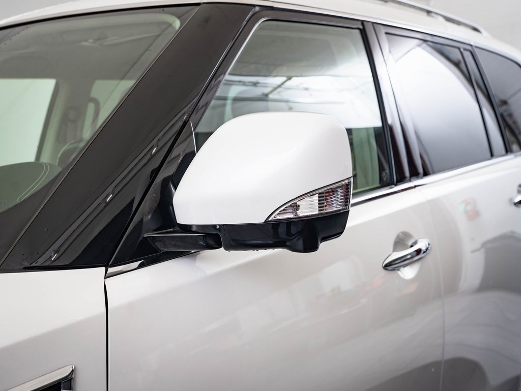 2021 Infiniti QX80 Luxe photo 16