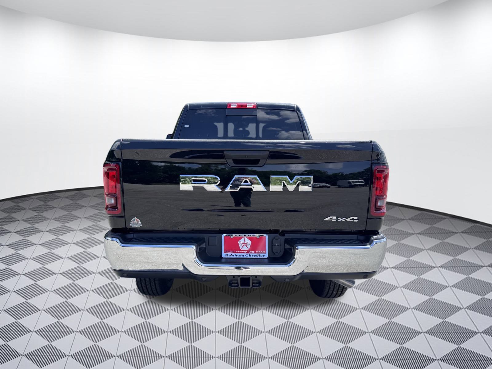 2025 Ram 2500 Tradesman photo 4