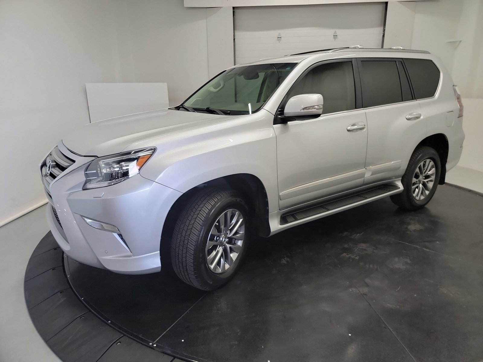 2014 Lexus GX 460 Luxury photo 4