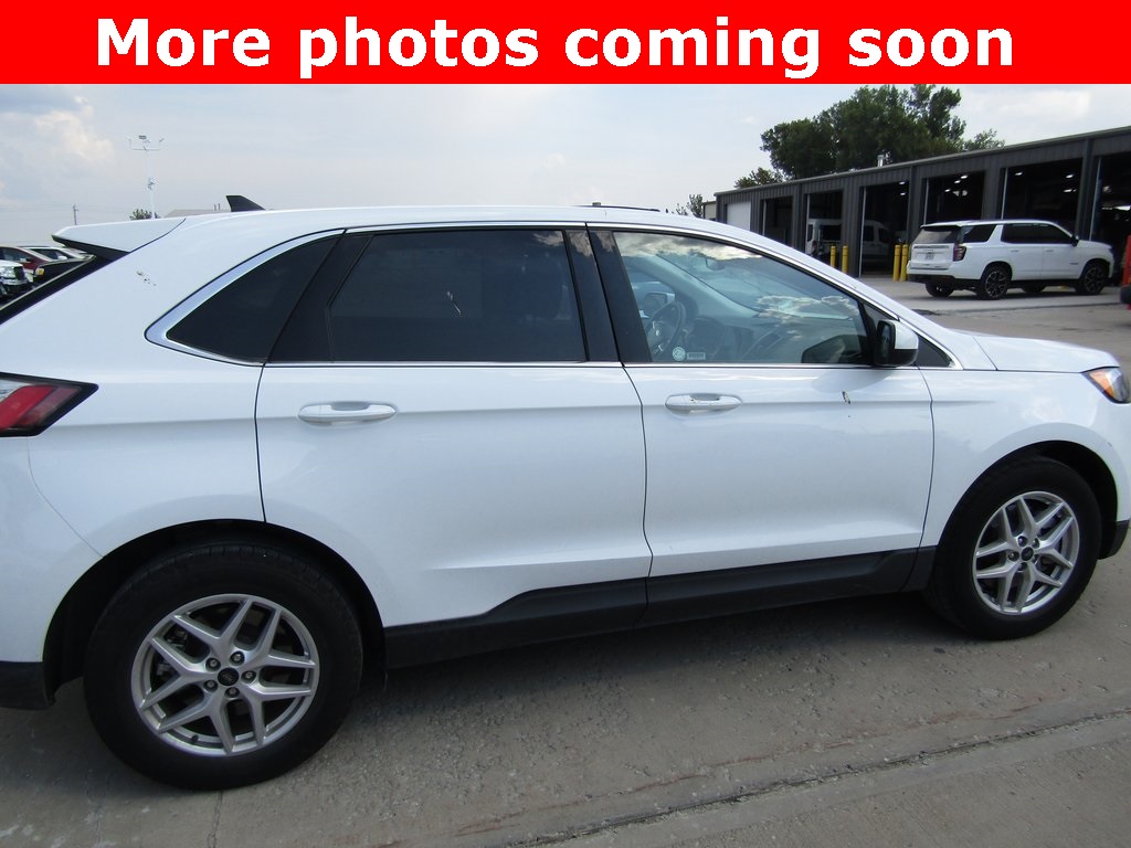 2024 Ford Edge SEL photo 6