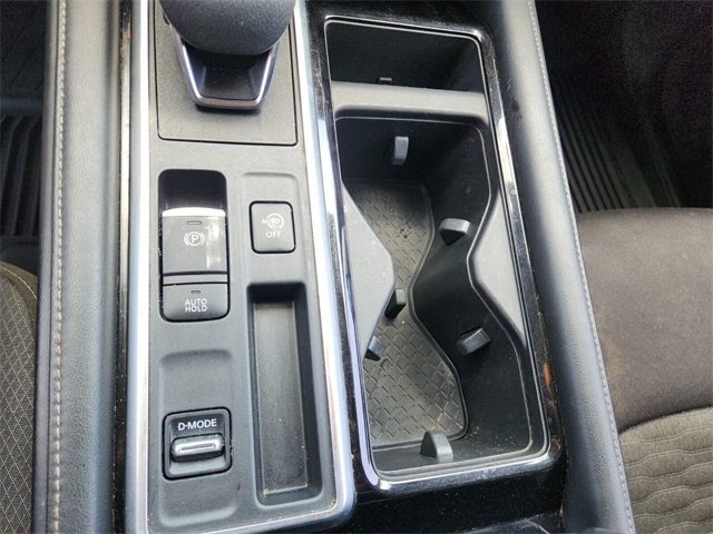 2022 Nissan Pathfinder S photo 22