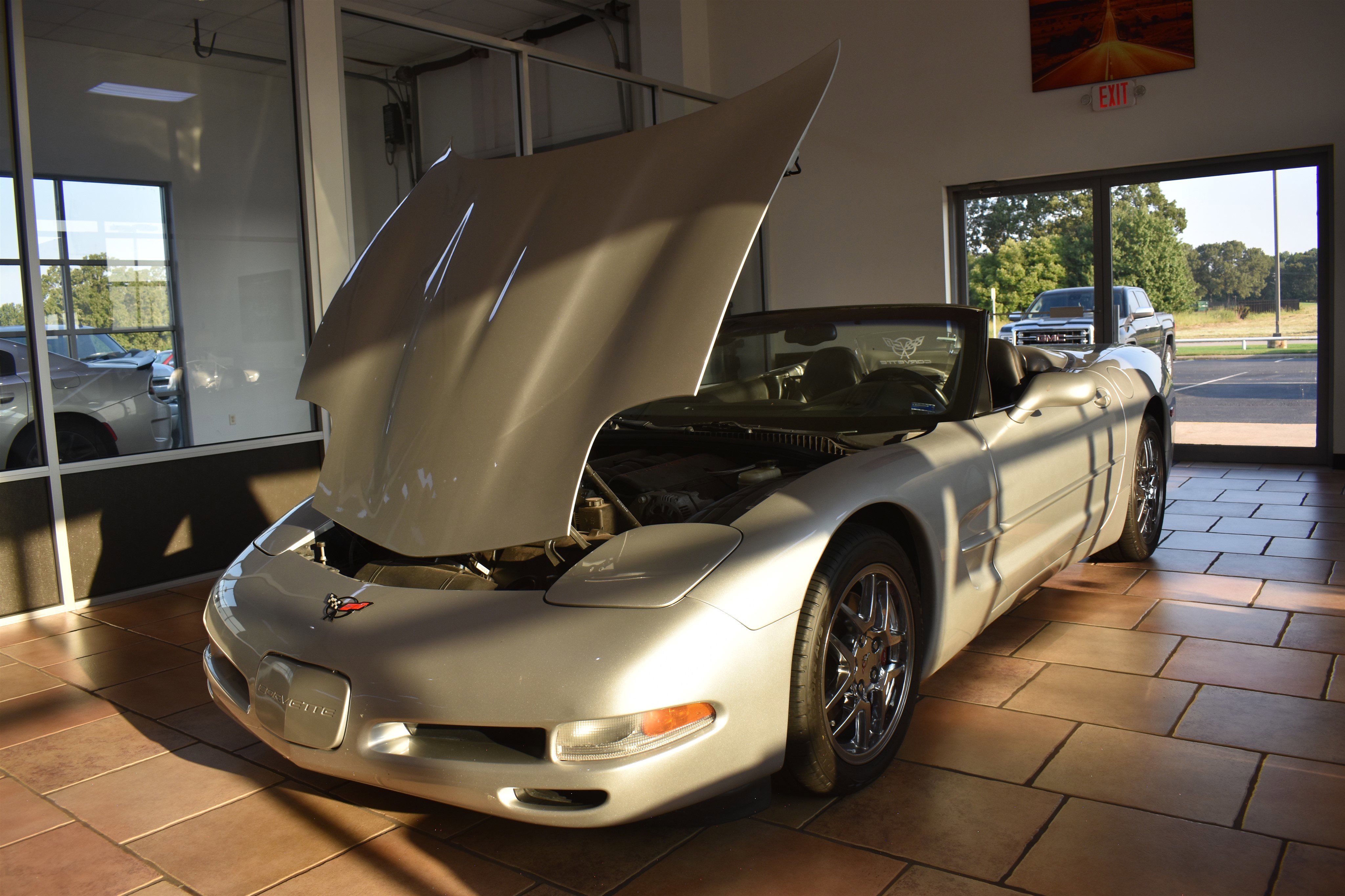 2001 Chevrolet Corvette photo 14