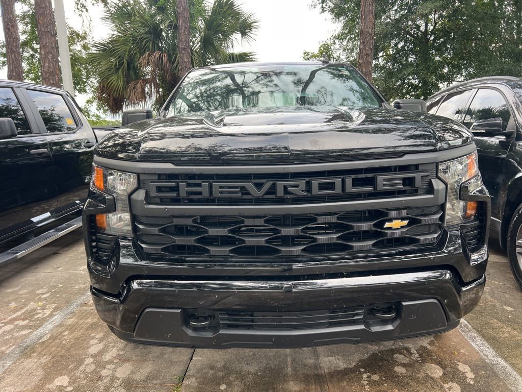 2024 Chevrolet Silverado 1500 Custom photo 5