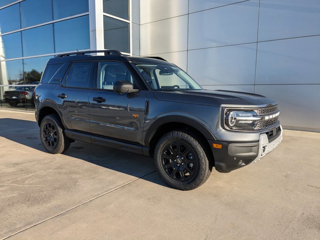 2025 Ford Bronco Sport Badlands photo 2