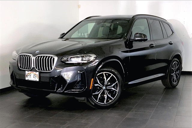 2022 BMW X3 30i's photo