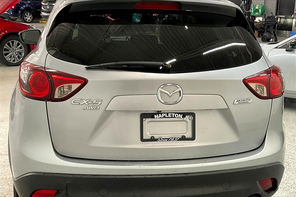 2016 Mazda CX-5 Touring photo 2