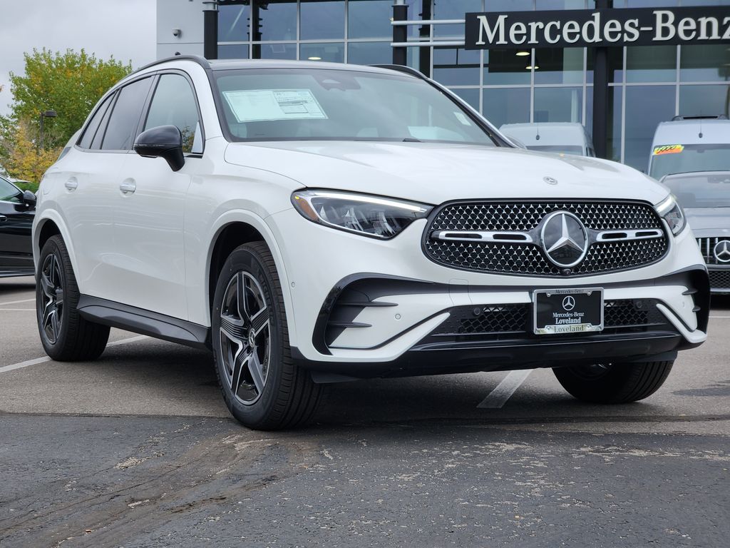 2026 Mercedes-Benz GLC Base's photo