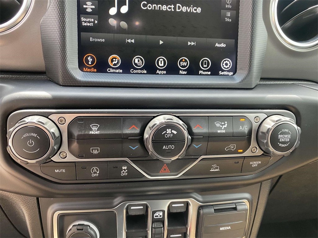 2022 Jeep Gladiator Rubicon photo 18