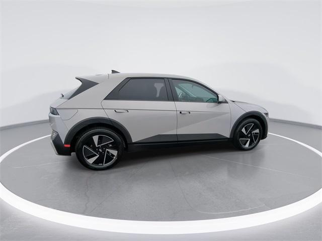 2025 Hyundai Ioniq 5 SE photo 8