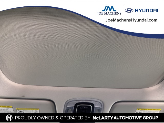 2024 Hyundai Kona Limited photo 18