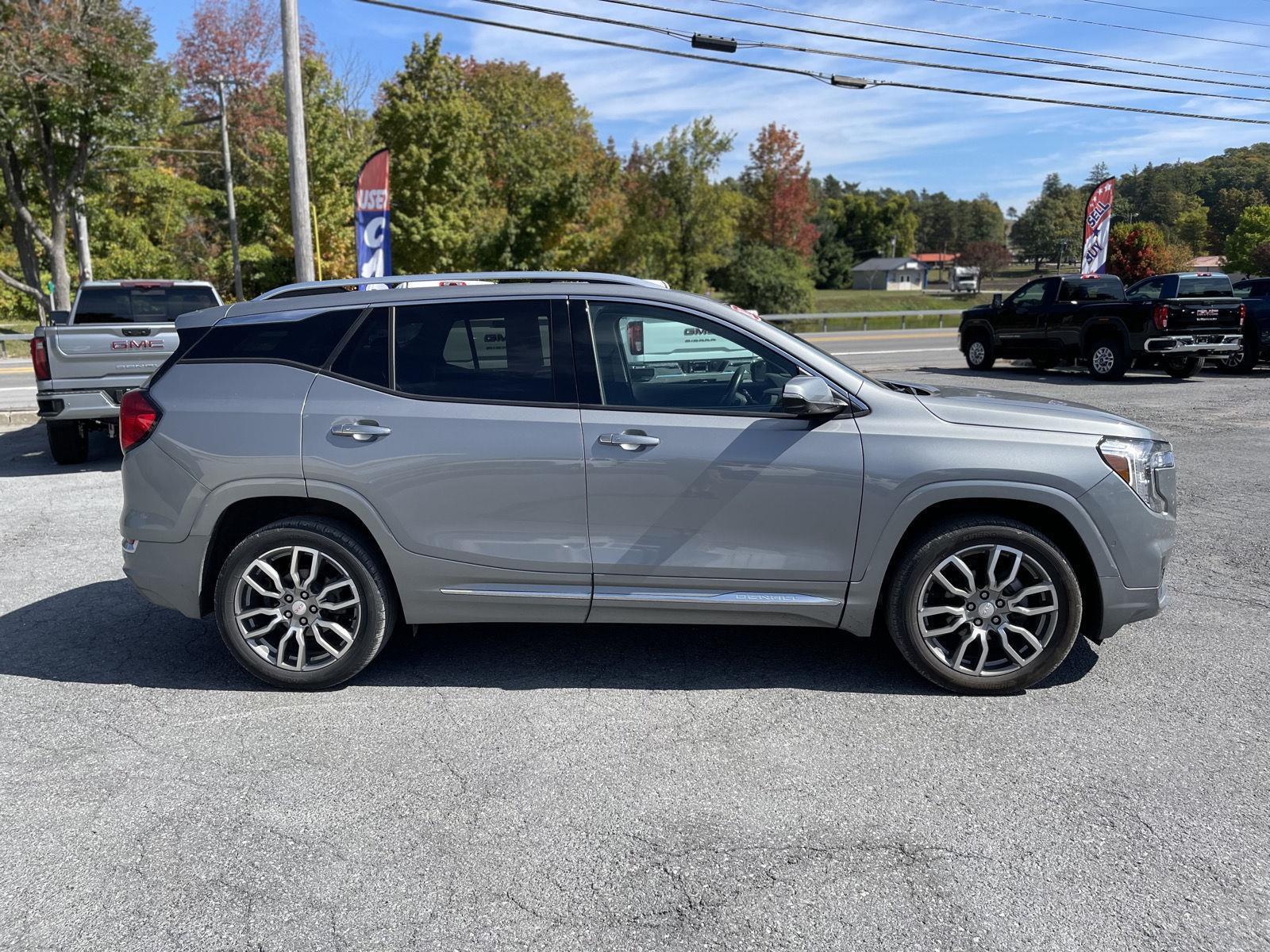 2024 Gmc Terrain Denali photo 4