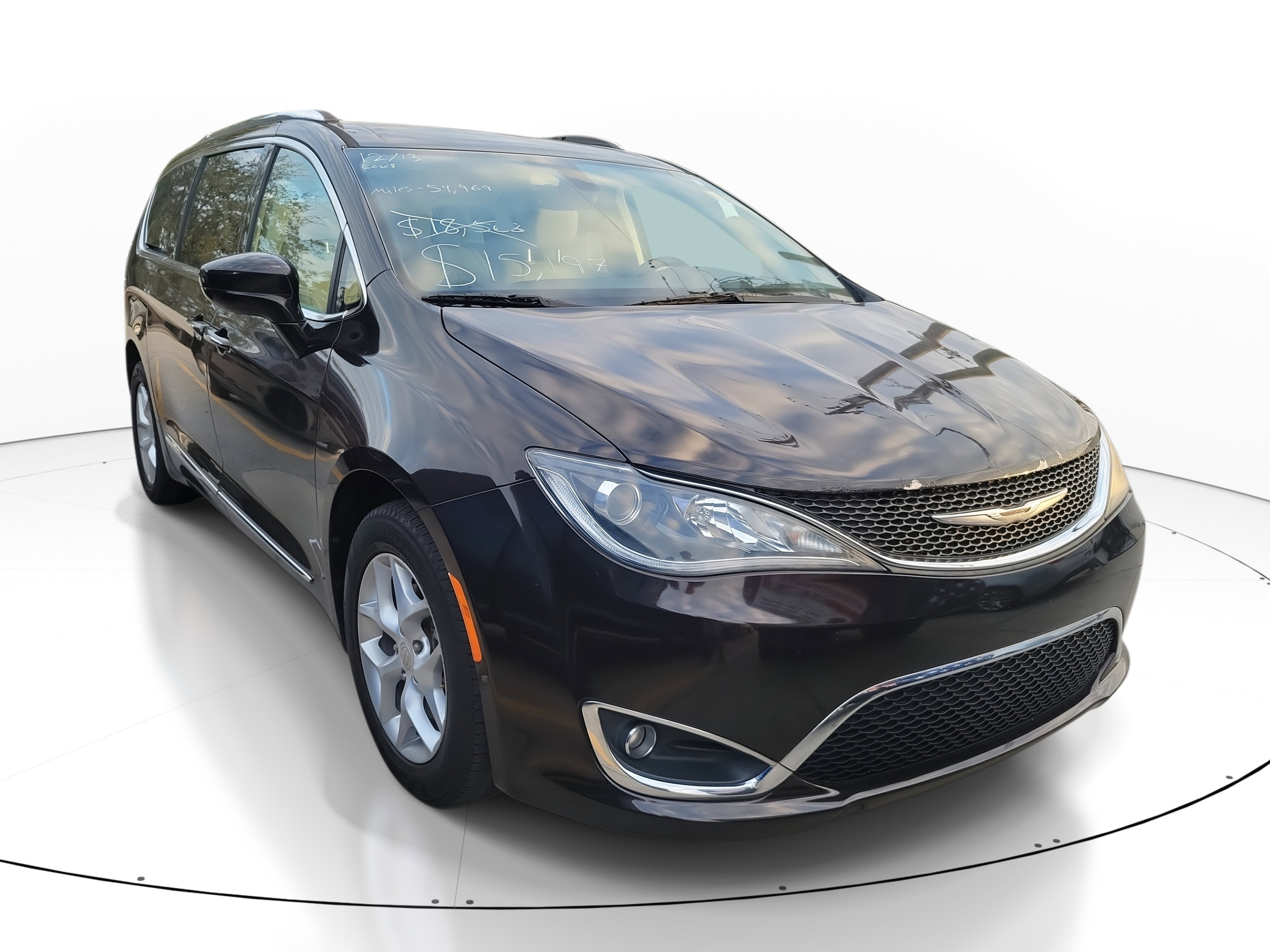 2017 Chrysler Pacifica Touring-L Plus's photo