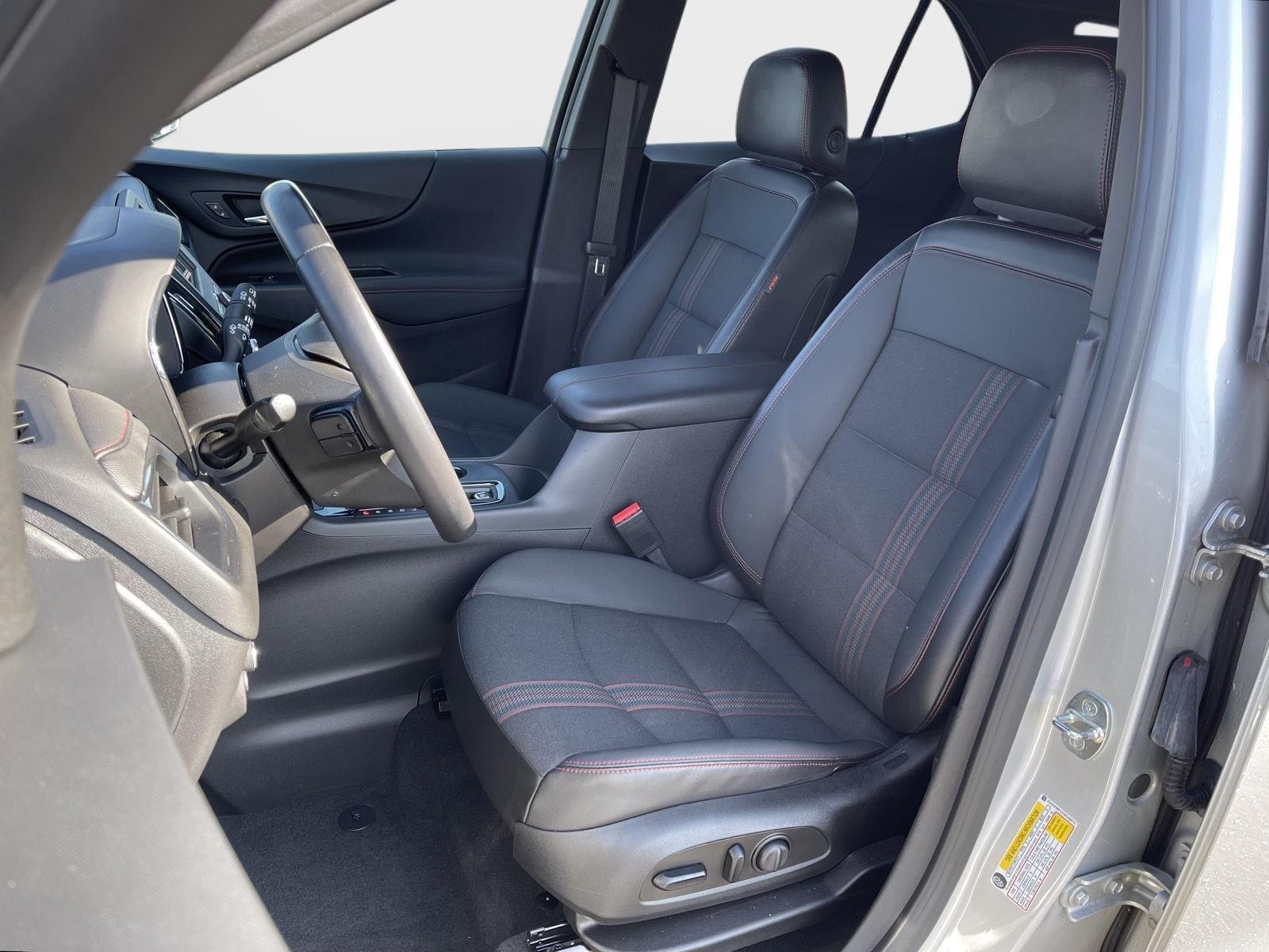 2022 Chevrolet Equinox RS photo 12