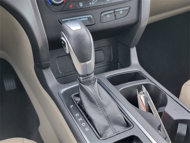 2019 Ford Escape SEL photo 22