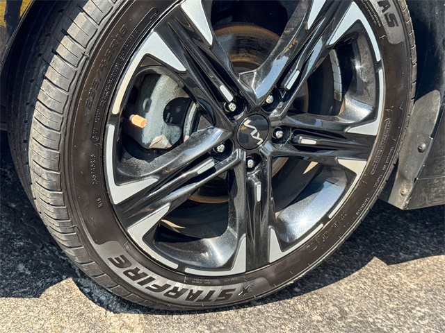 2023 Kia K5 GT-Line photo 14
