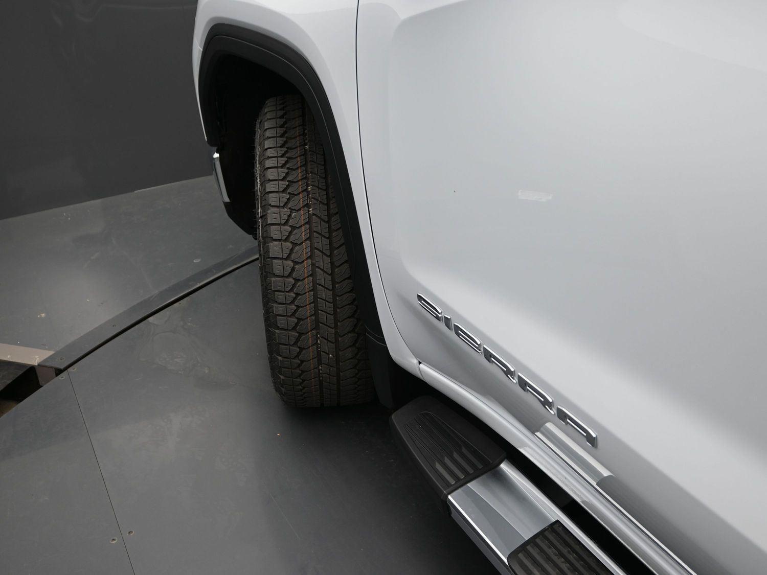 2026 Gmc Sierra 1500 SLT photo 3