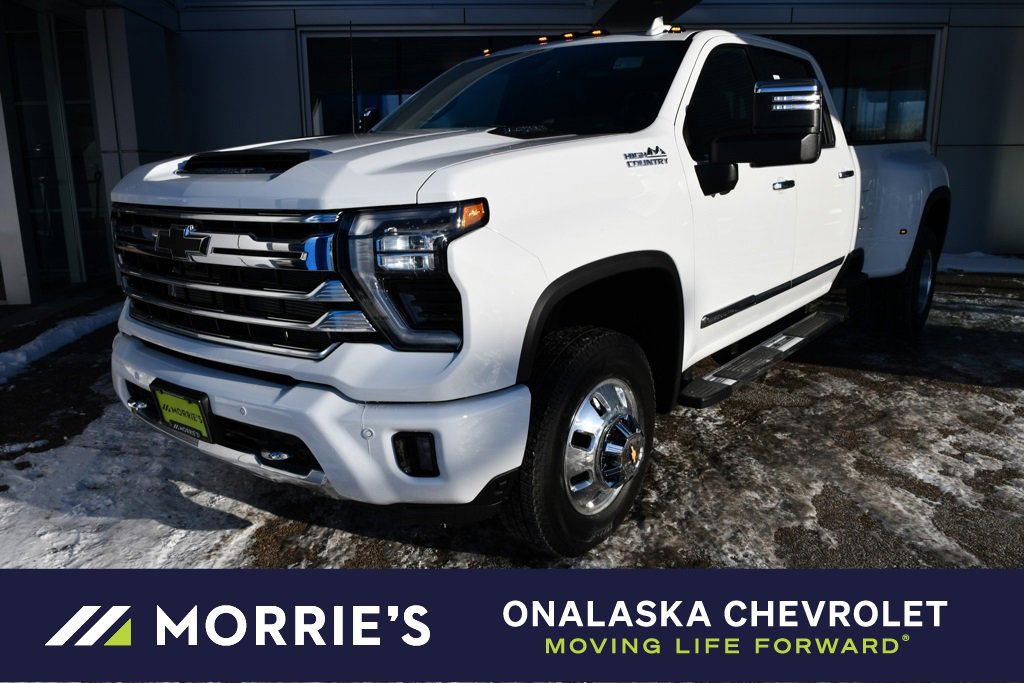 2026 Chevrolet Silverado 3500HD High Country's photo