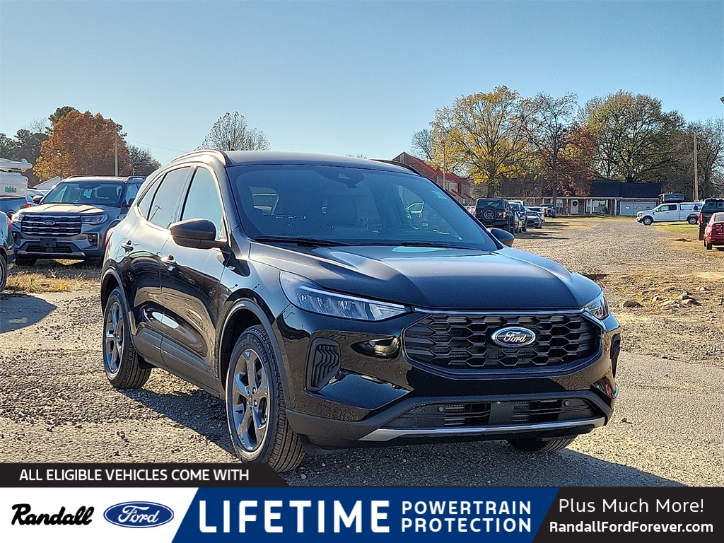 2026 Ford Escape ST-Line's photo