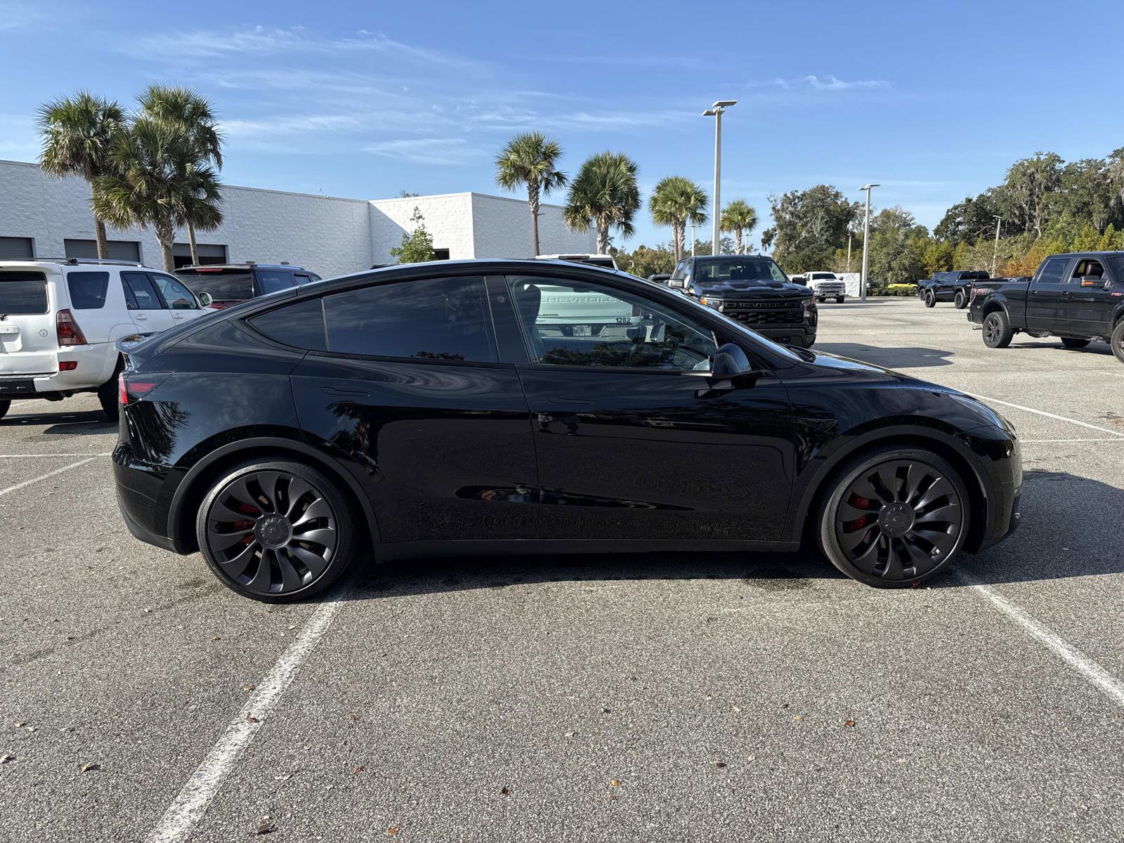 2025 Tesla Model Y Performance's photo