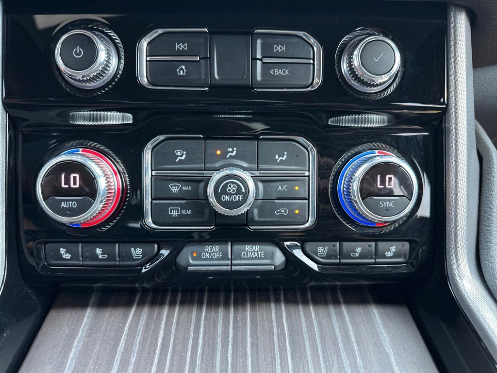 2021 Gmc Yukon Denali photo 28
