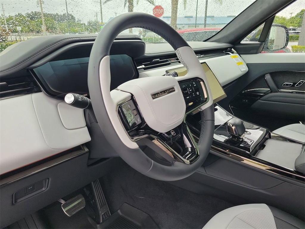 2025 Land Rover Range Rover Sport photo 23