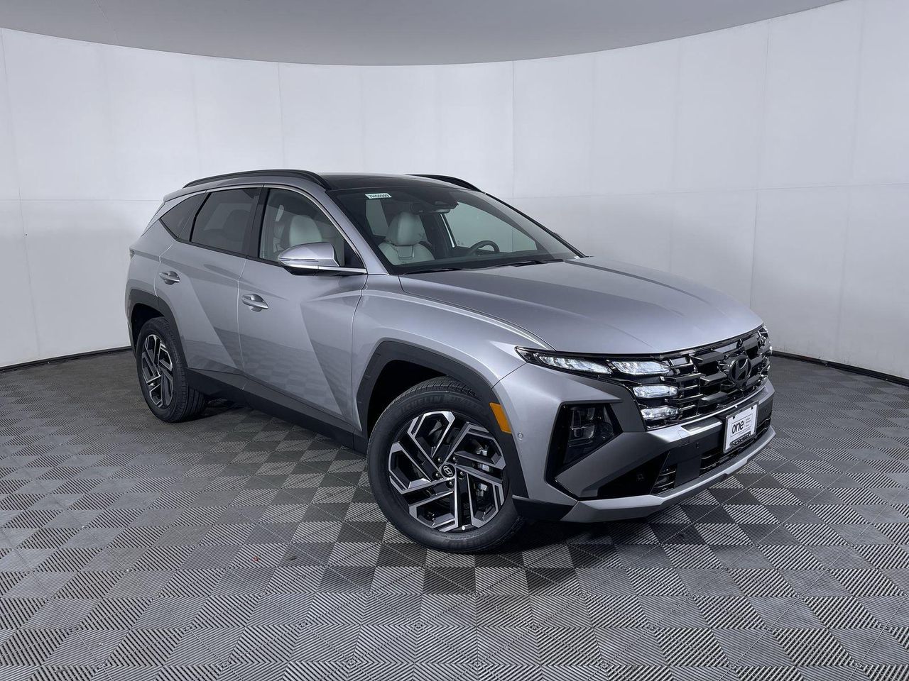 2025 Hyundai Tucson Limited photo 3